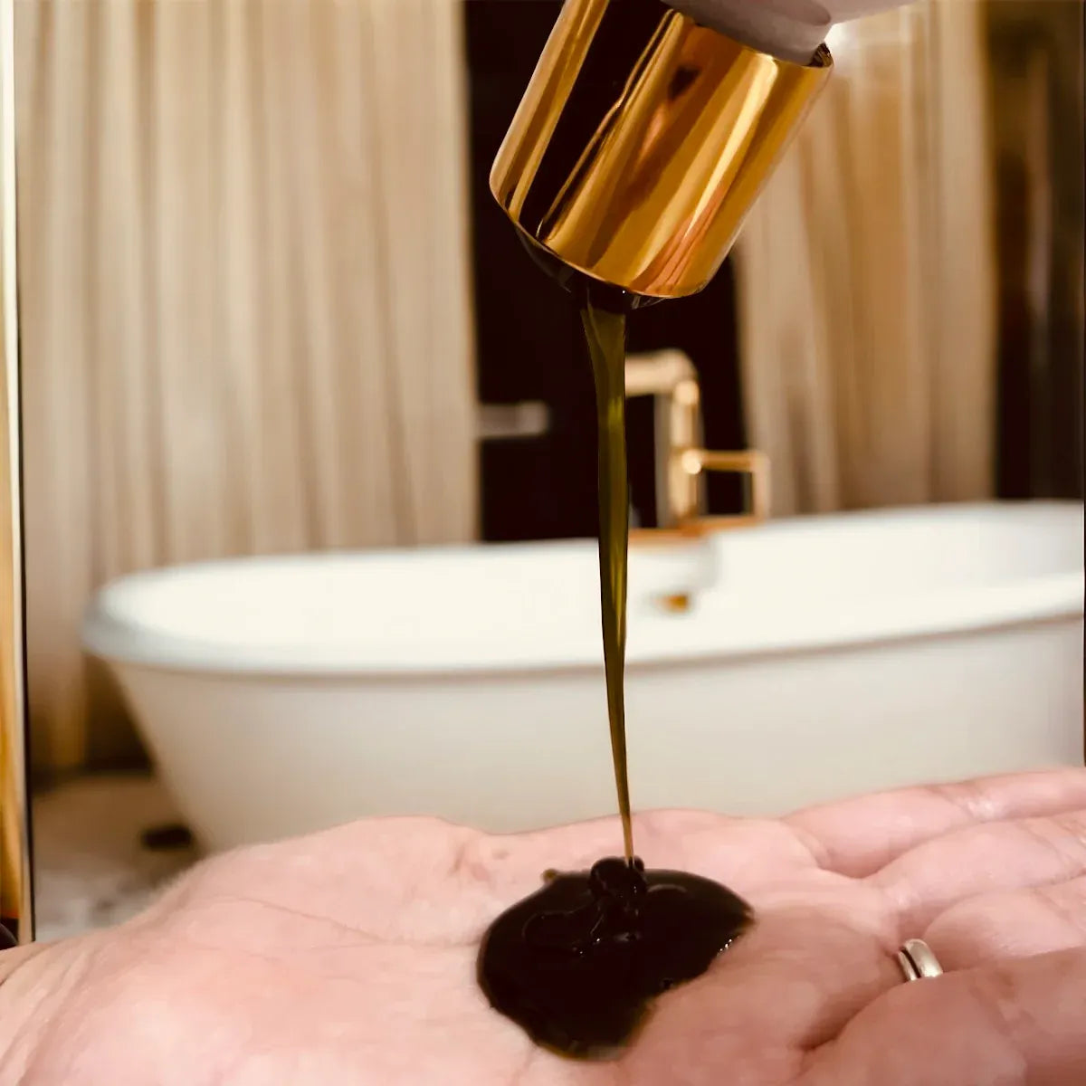 Crecilab-Activa el crecimiento natural con biotina y minoxidil.